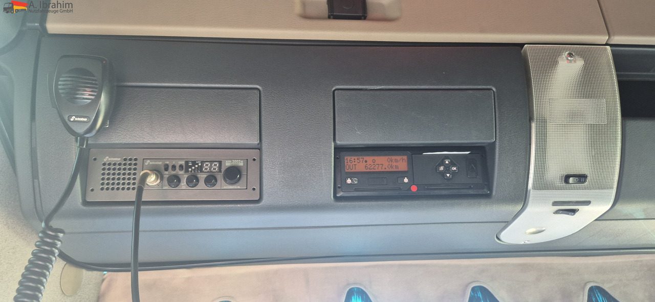 MAN TGX 18.460 Retarder, Klima, 1. Hand ATM - Tractor unit: picture 3 MAN TGX 18.460 Retarder, Klima, 1. Hand ATM - Tractor unit: picture 3