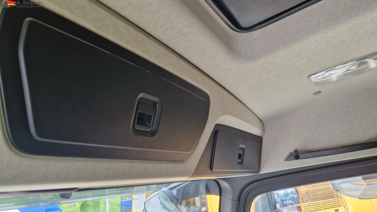 Mercedes-Benz 1840 Actros, 3x vorhanden, identisch deutsche Fahrzeuge einsatzbereit - Tractor unit: picture 2 Mercedes-Benz 1840 Actros, 3x vorhanden, identisch deutsche Fahrzeuge einsatzbereit - Tractor unit: picture 2