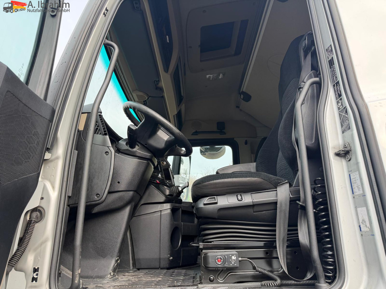 Mercedes-Benz 1842LS Retarder | 4x2 | Klima | MegaSpace - Tractor unit: picture 5 Mercedes-Benz 1842LS Retarder | 4x2 | Klima | MegaSpace - Tractor unit: picture 5