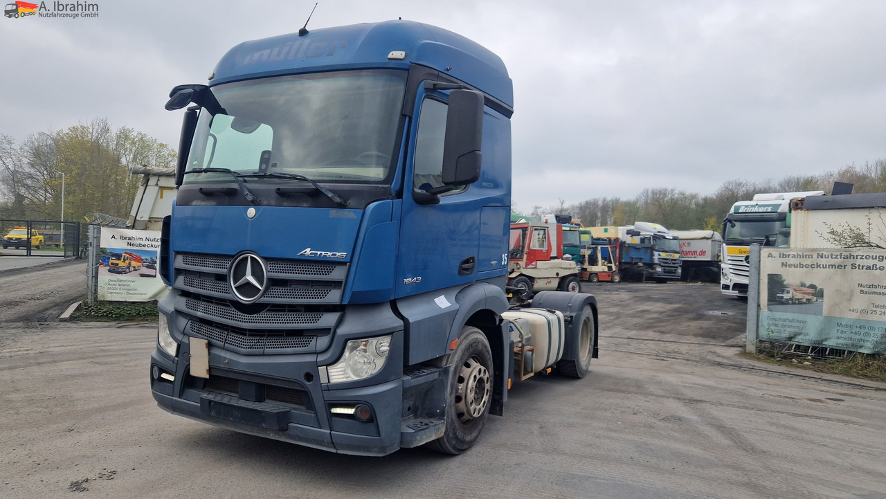 Mercedes-Benz 1843 Kipphydraulik, Standklima - Tractor unit: picture 1 Mercedes-Benz 1843 Kipphydraulik, Standklima - Tractor unit: picture 1