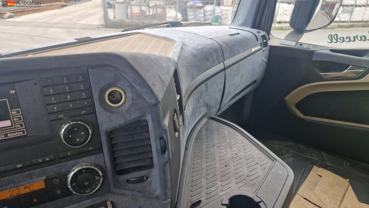 Mercedes-Benz 1845 Kipphydraulik - Tractor unit: picture 3 Mercedes-Benz 1845 Kipphydraulik - Tractor unit: picture 3