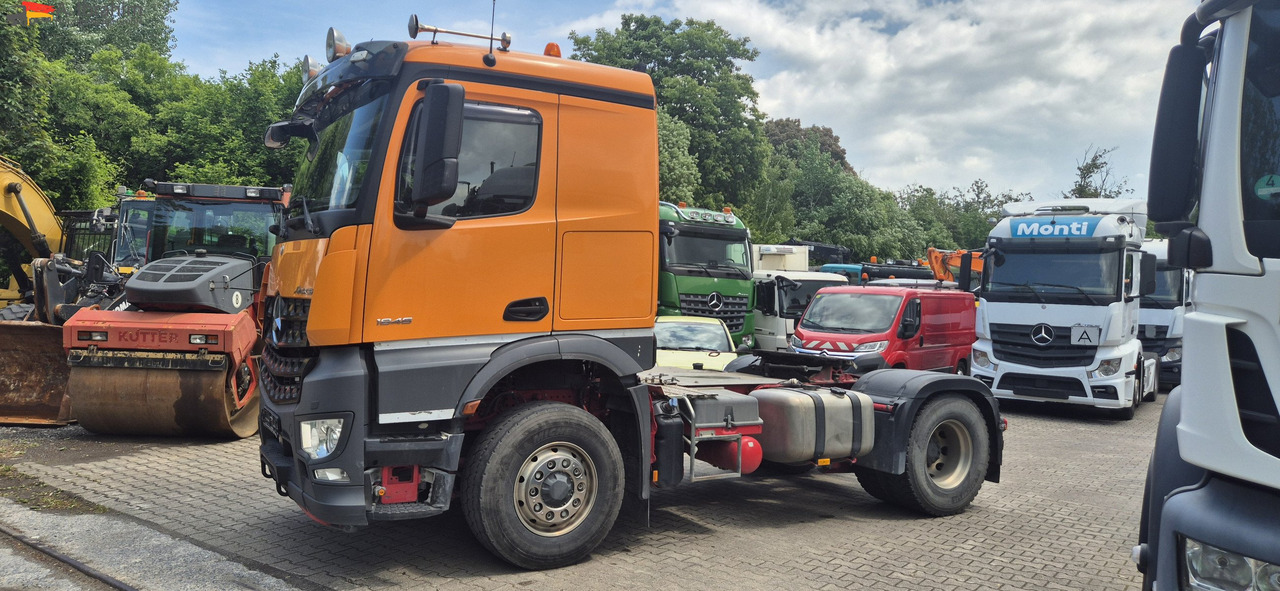 Mercedes-Benz DB 1846 H 4x4 Topzustand einsatzbereit - Tractor unit: picture 1 Mercedes-Benz DB 1846 H 4x4 Topzustand einsatzbereit - Tractor unit: picture 1