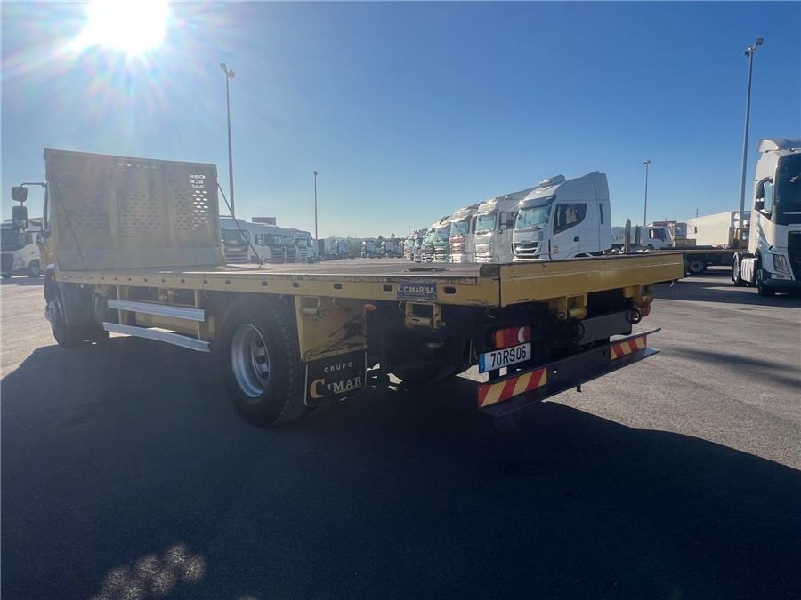 Dropside/ Flatbed truck DAF LF 310: picture 6
