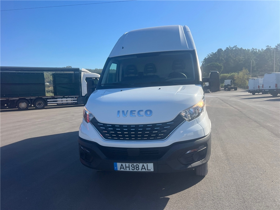 Iveco 35C16 - Panel van: picture 2 Iveco 35C16 - Panel van: picture 2