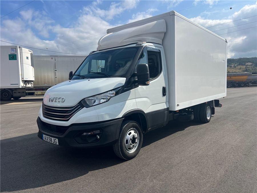 Iveco 35C16HA8 - Box van: picture 1 Iveco 35C16HA8 - Box van: picture 1