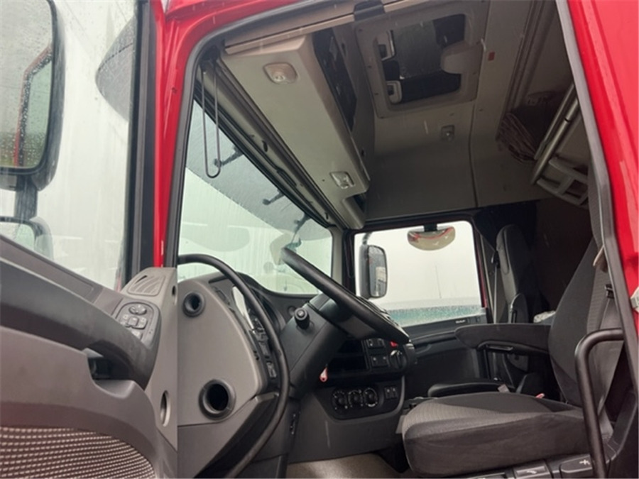 DAF XF 105 460 - Tractor unit: picture 5 DAF XF 105 460 - Tractor unit: picture 5