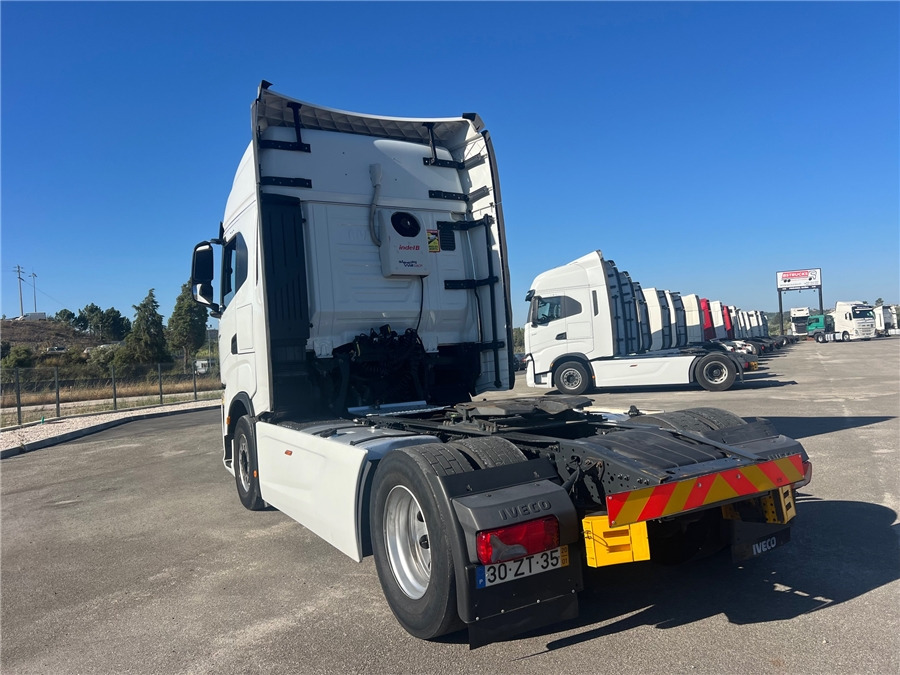 Tractor unit Iveco S-WAY 460: picture 6
