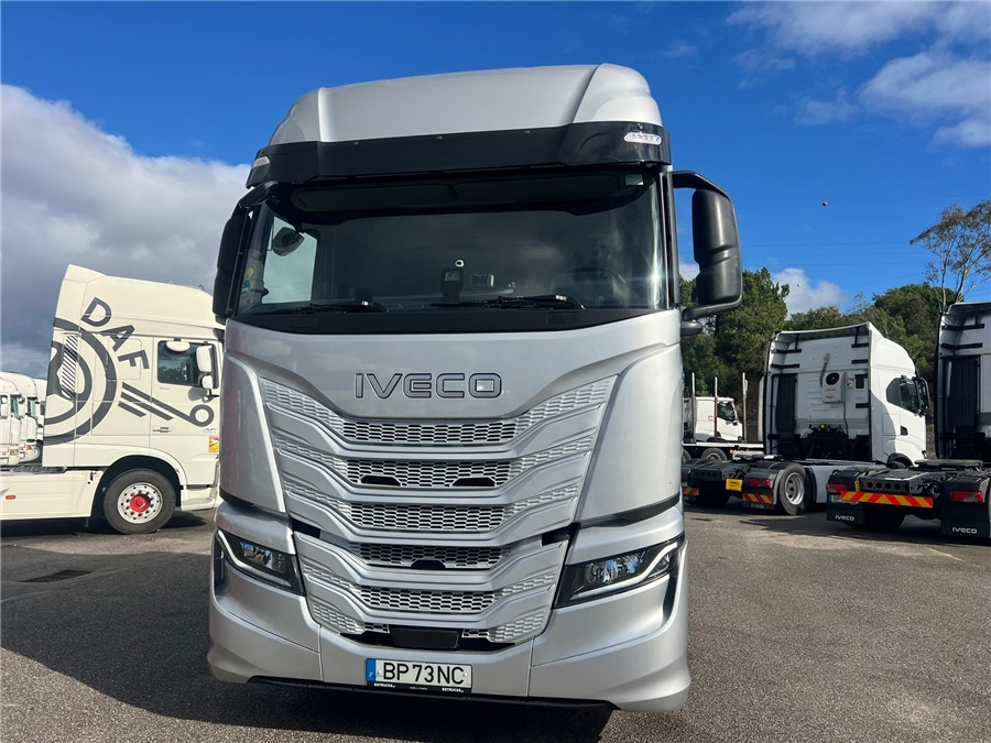 Iveco S-WAY 500 - Tractor unit: picture 2 Iveco S-WAY 500 - Tractor unit: picture 2
