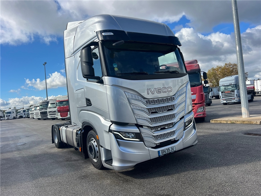 Iveco S-WAY 500 - Tractor unit: picture 3 Iveco S-WAY 500 - Tractor unit: picture 3