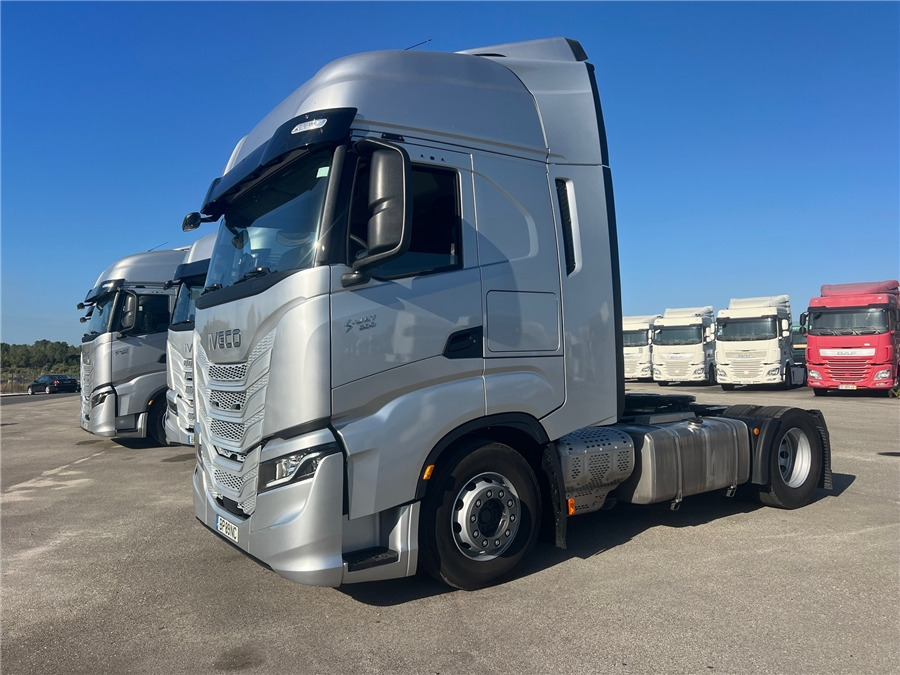 Tractor unit Iveco S-WAY 500: picture 1