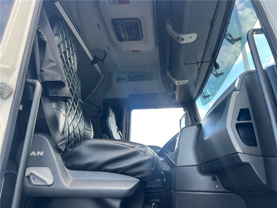 Tractor unit MAN TGX 18.480 / RETARDER: picture 13 Tractor unit MAN TGX 18.480 / RETARDER: picture 13