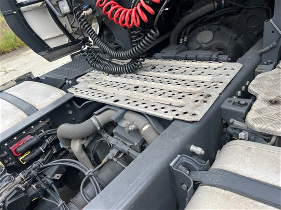 Tractor unit Scania R500: picture 11