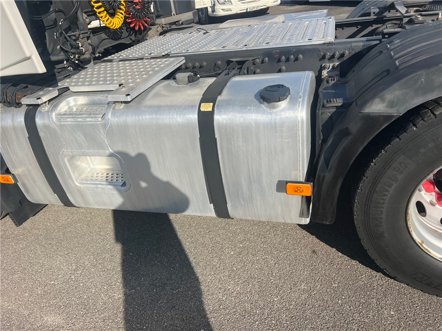 Tractor unit Volvo FH540 / RETARDER: picture 9