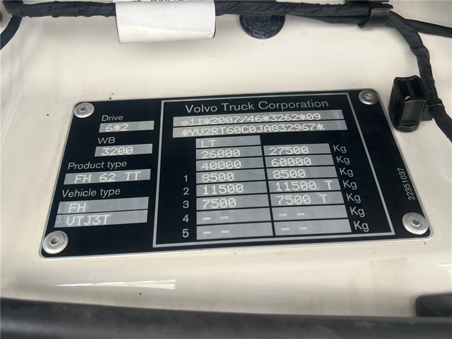 Tractor unit Volvo FH540 / RETARDER: picture 13
