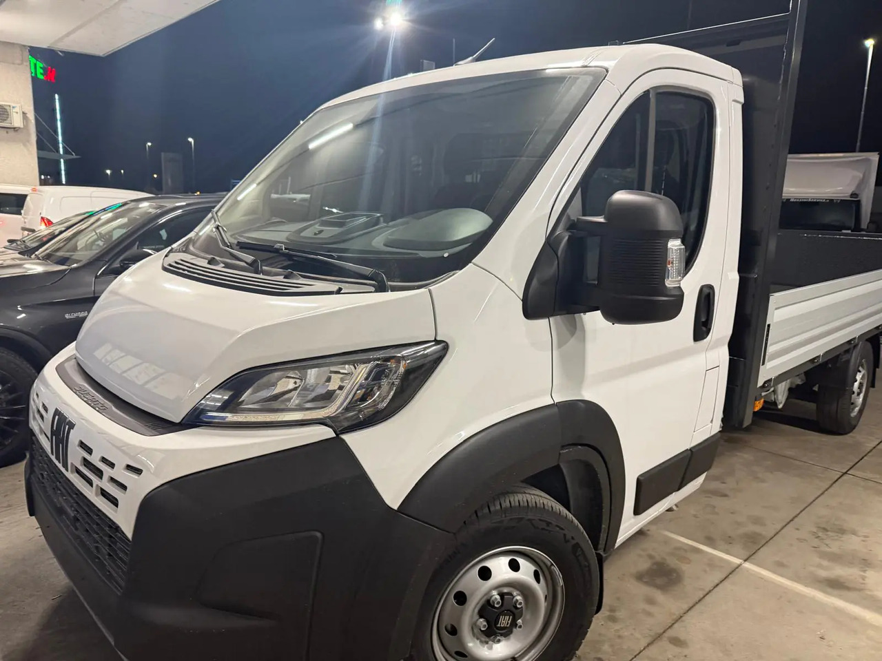 FIAT DUCATO MAXI L4 SERIE 9 - Flatbed van: picture 1 FIAT DUCATO MAXI L4 SERIE 9 - Flatbed van: picture 1