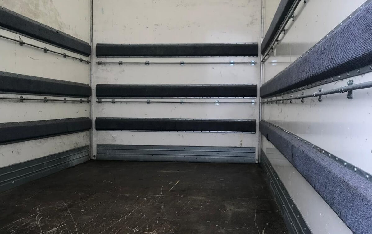 IVECO DAILY 35C16 3.0L - Box van: picture 3 IVECO DAILY 35C16 3.0L - Box van: picture 3