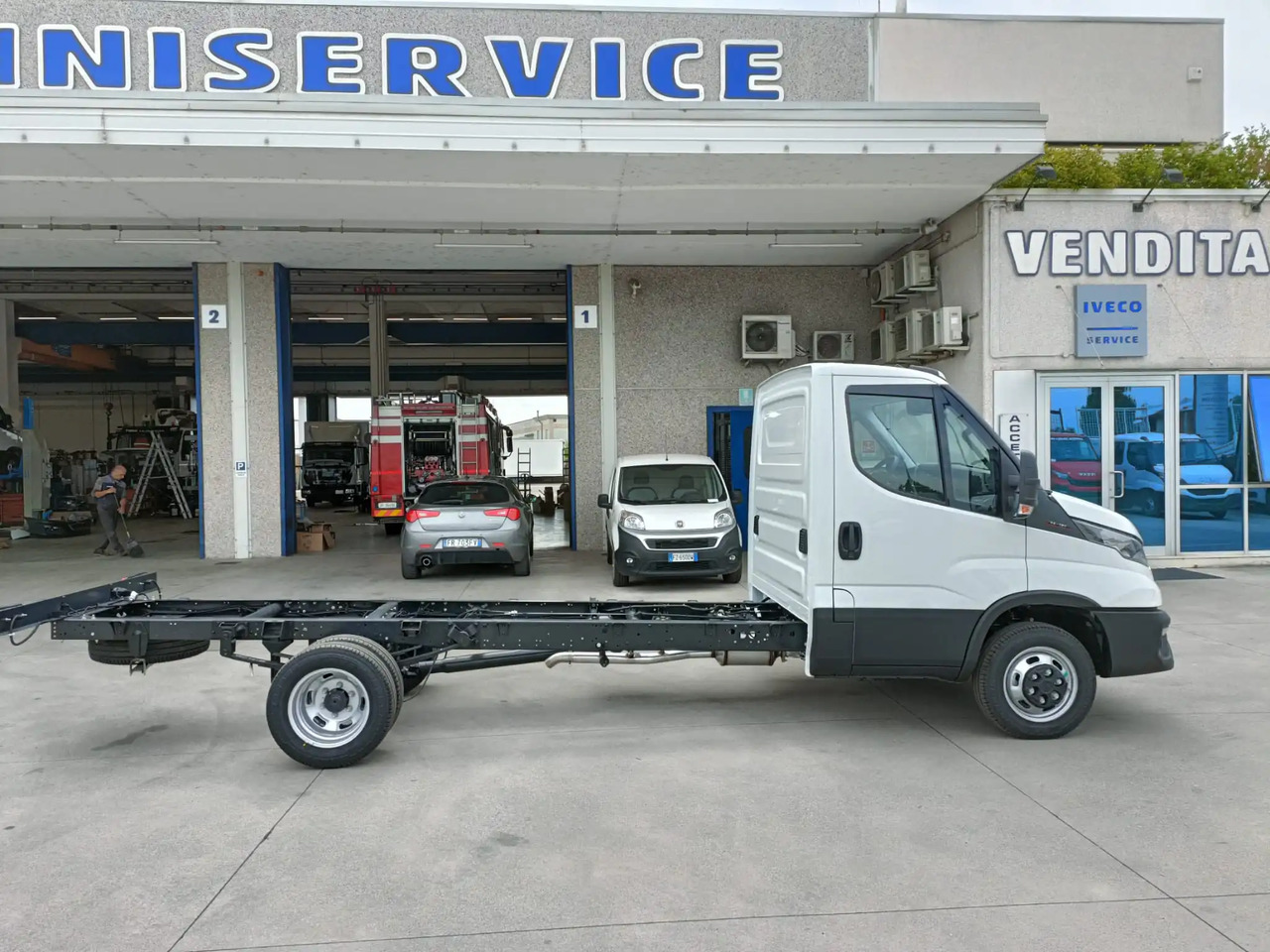 IVECO DAILY 35C18 MOD. 2025 A TELAIO NUOVO - Van: picture 4 IVECO DAILY 35C18 MOD. 2025 A TELAIO NUOVO - Van: picture 4