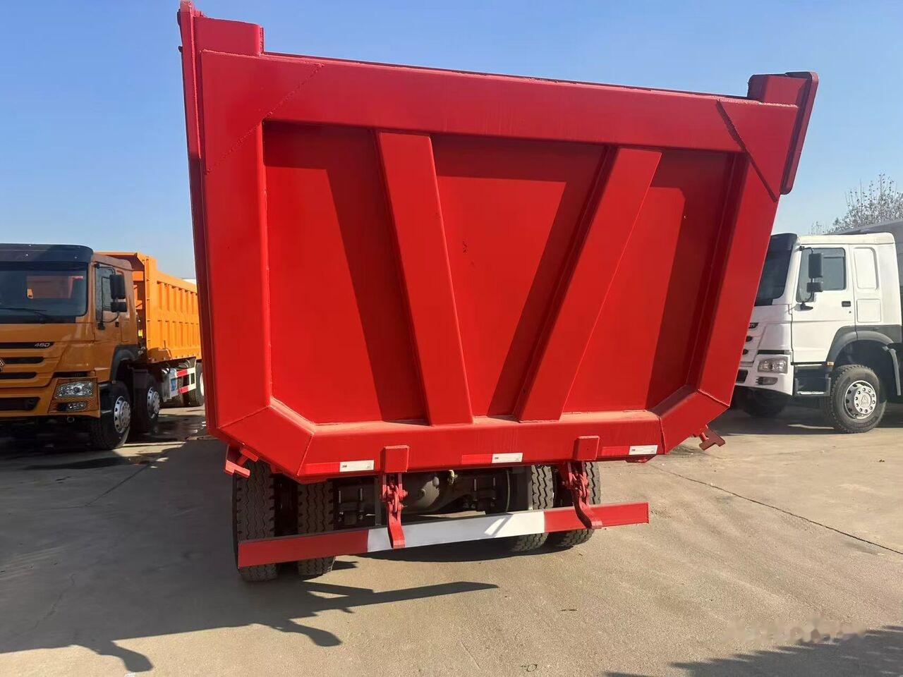 Howo NX series - Tipper: picture 2 Howo NX series - Tipper: picture 2