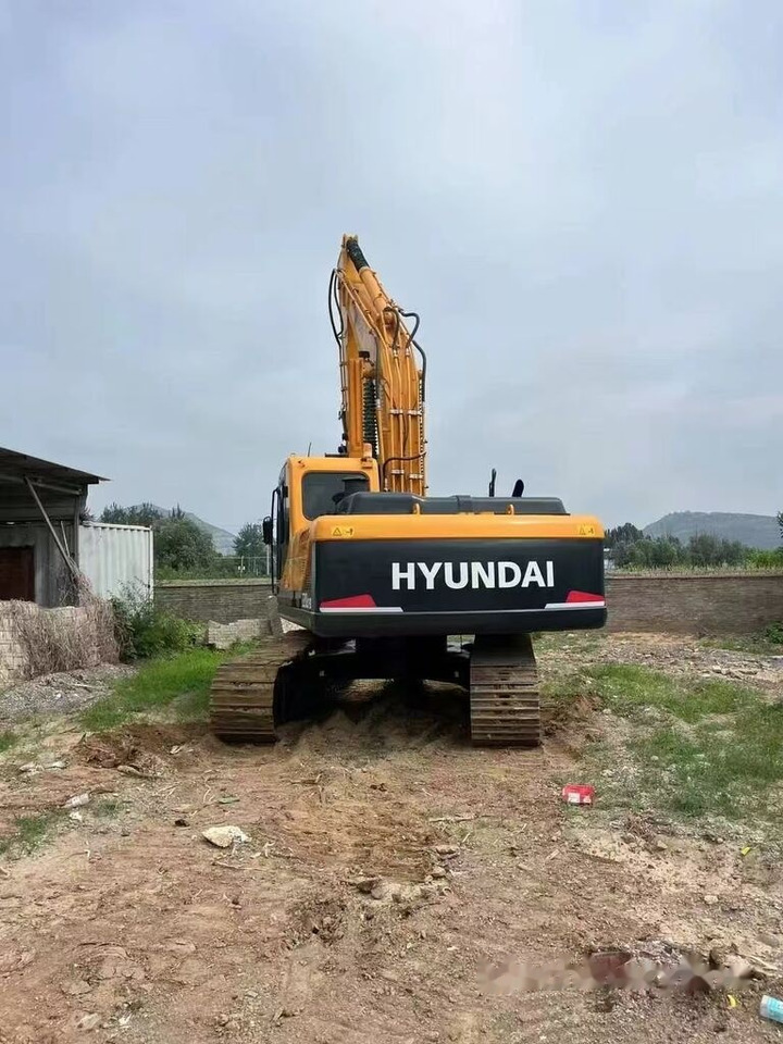 Hyundai 220LC-9 - Crawler excavator: picture 4 Hyundai 220LC-9 - Crawler excavator: picture 4