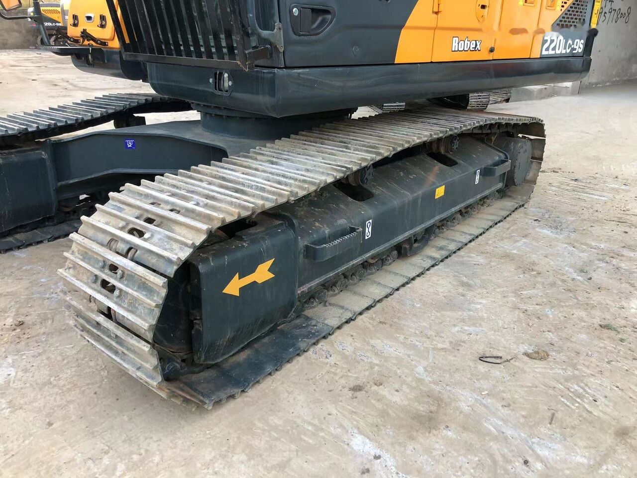 Crawler excavator Hyundai 220LC-9S: picture 10