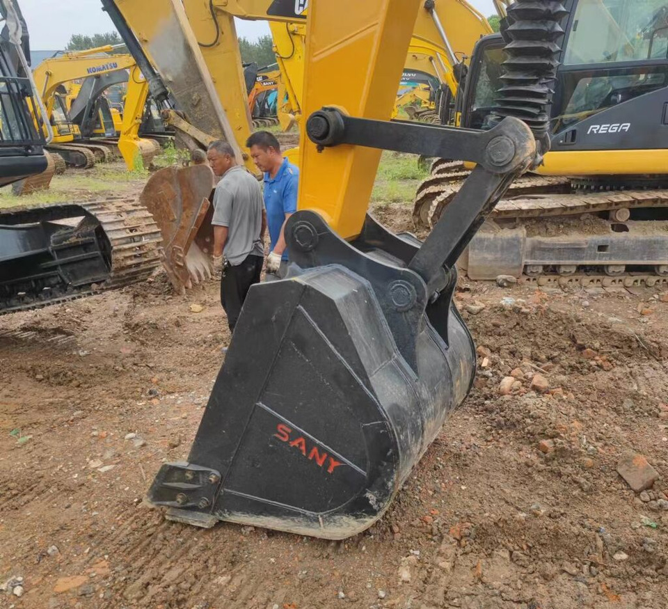 Crawler excavator Sany 215C: picture 6