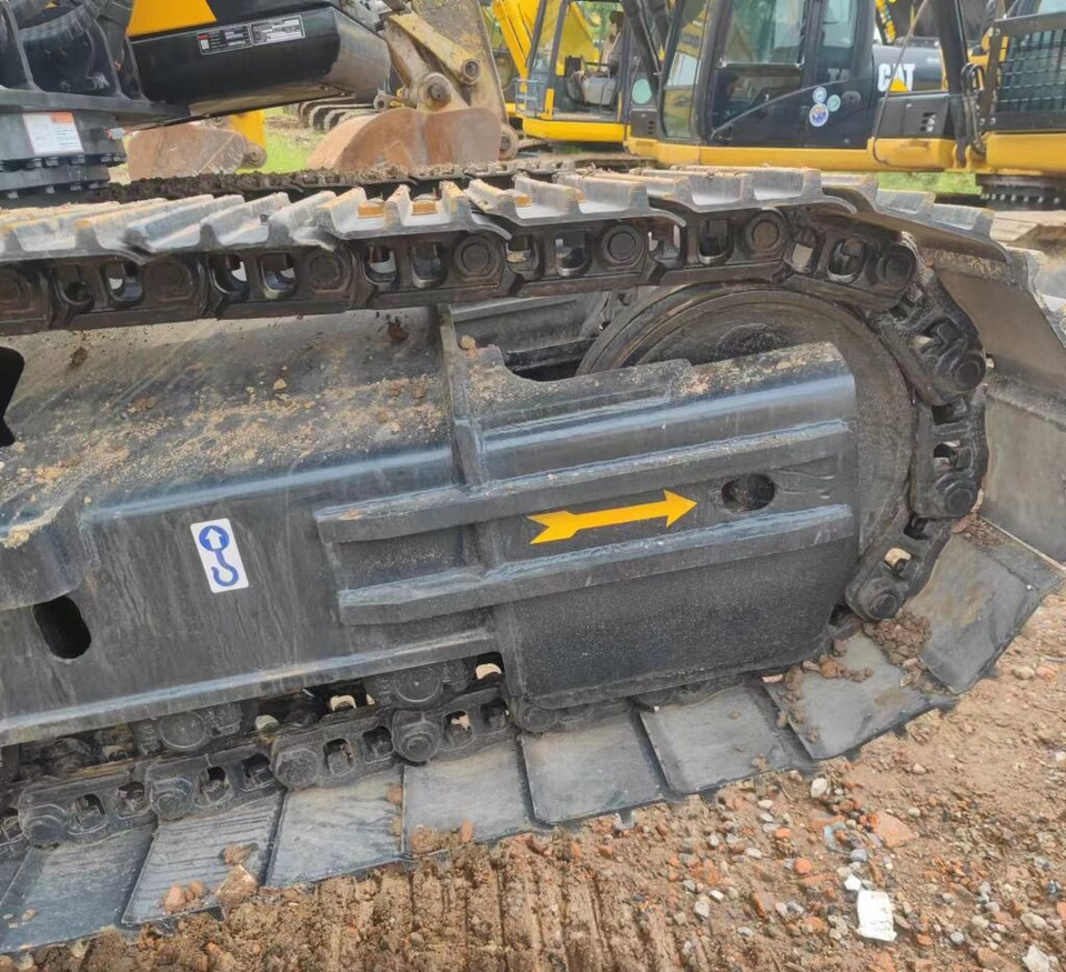 Sany 215C - Crawler excavator: picture 2 Sany 215C - Crawler excavator: picture 2