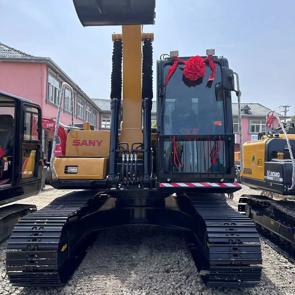 Sany SY155C - Crawler excavator: picture 3 Sany SY155C - Crawler excavator: picture 3