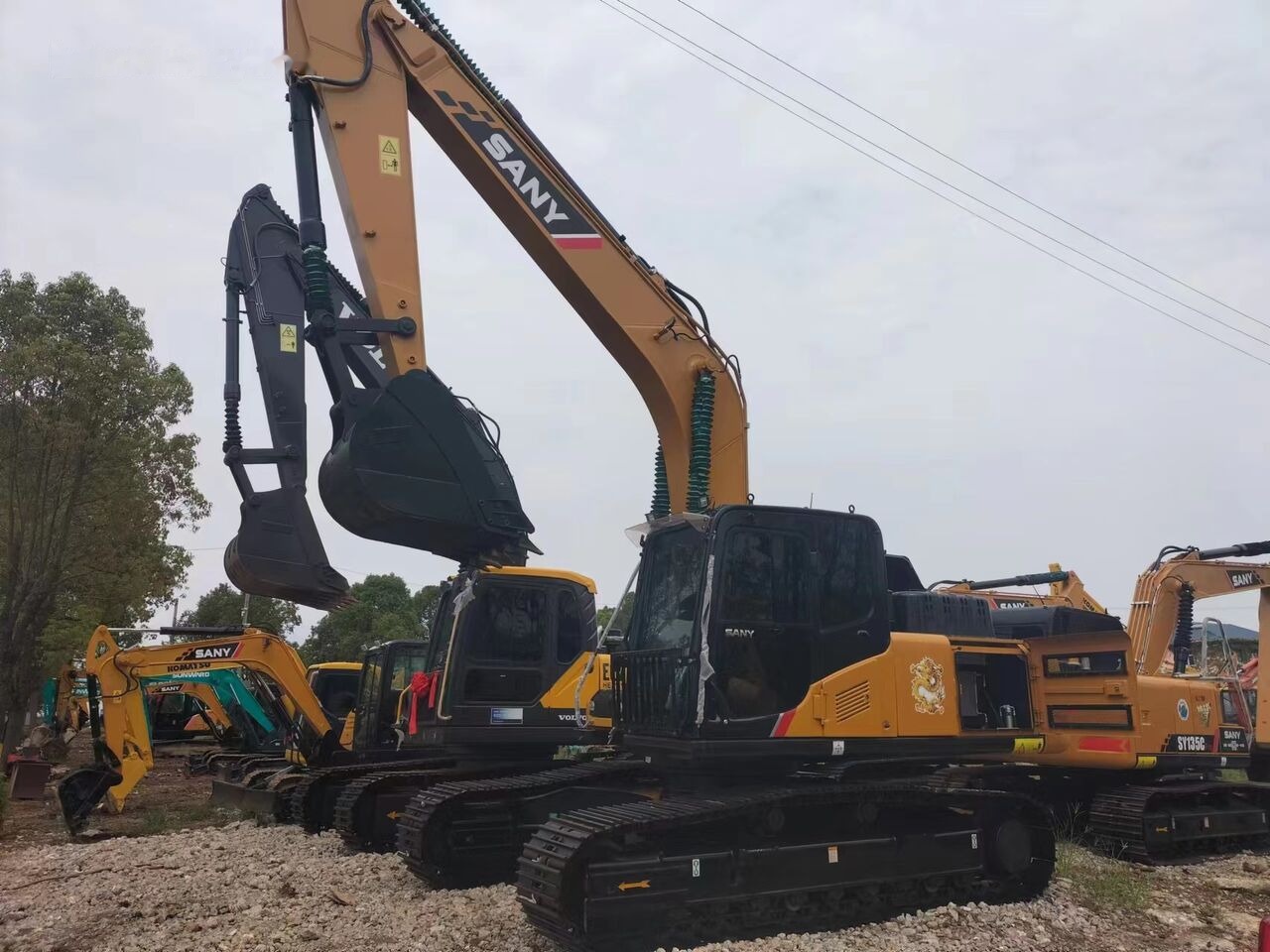 Sany SY235C - Crawler excavator: picture 4 Sany SY235C - Crawler excavator: picture 4