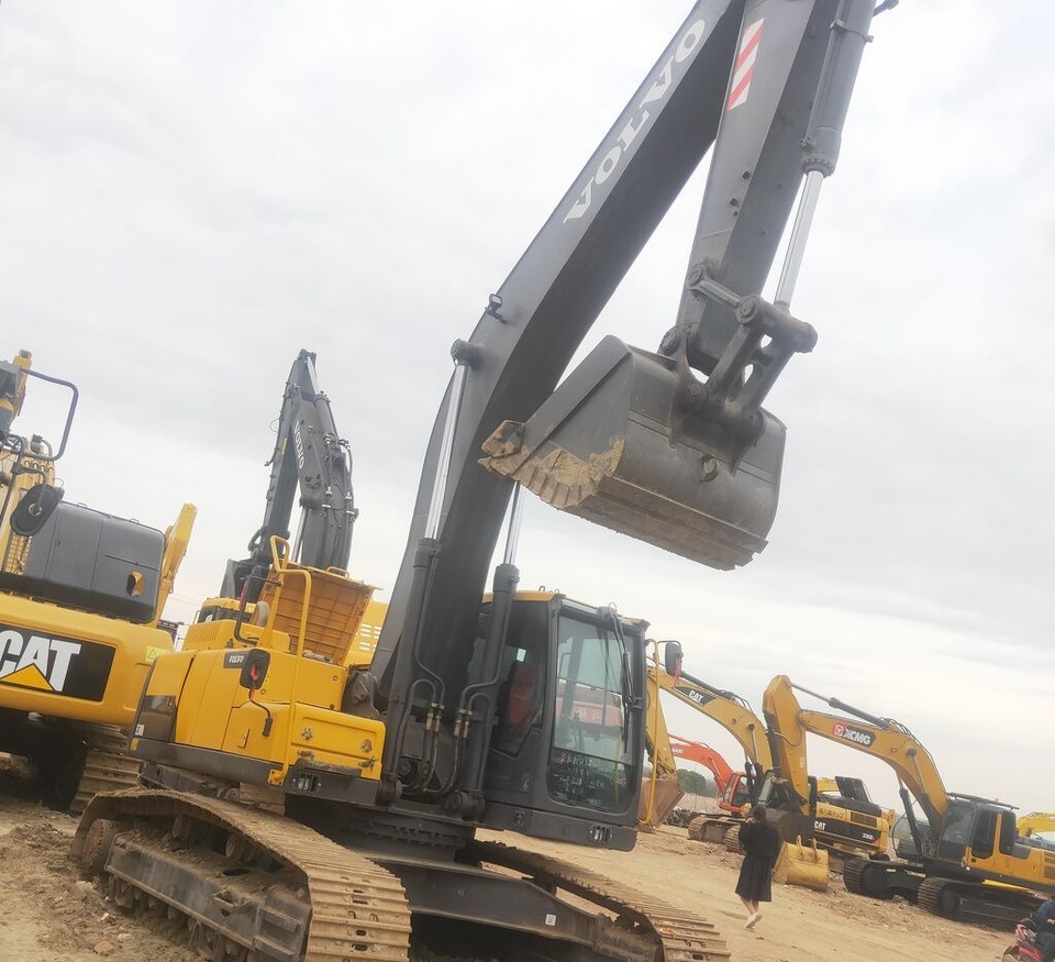 Volvo EC300 - Crawler excavator: picture 4 Volvo EC300 - Crawler excavator: picture 4