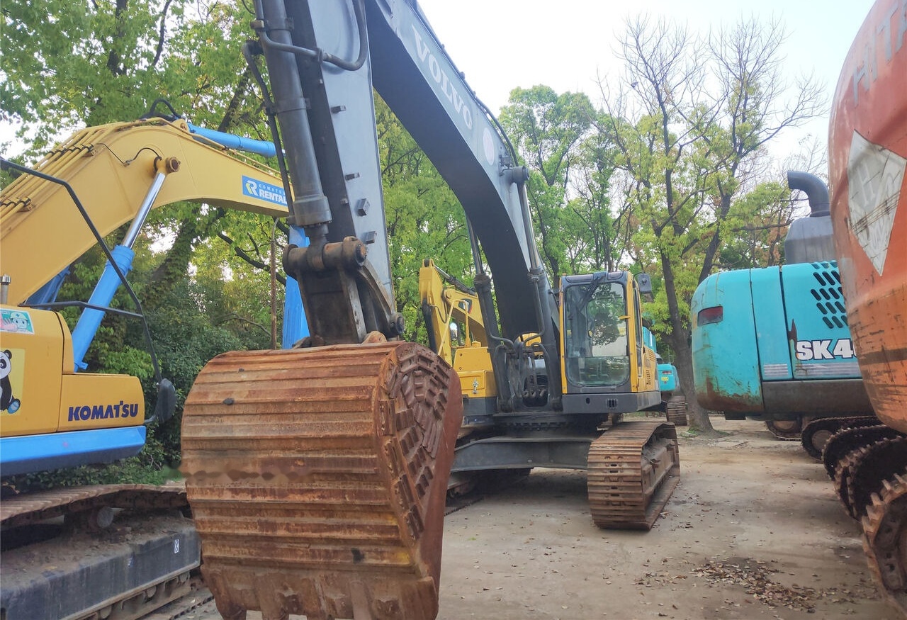 Crawler excavator Volvo EC460BLC: picture 7