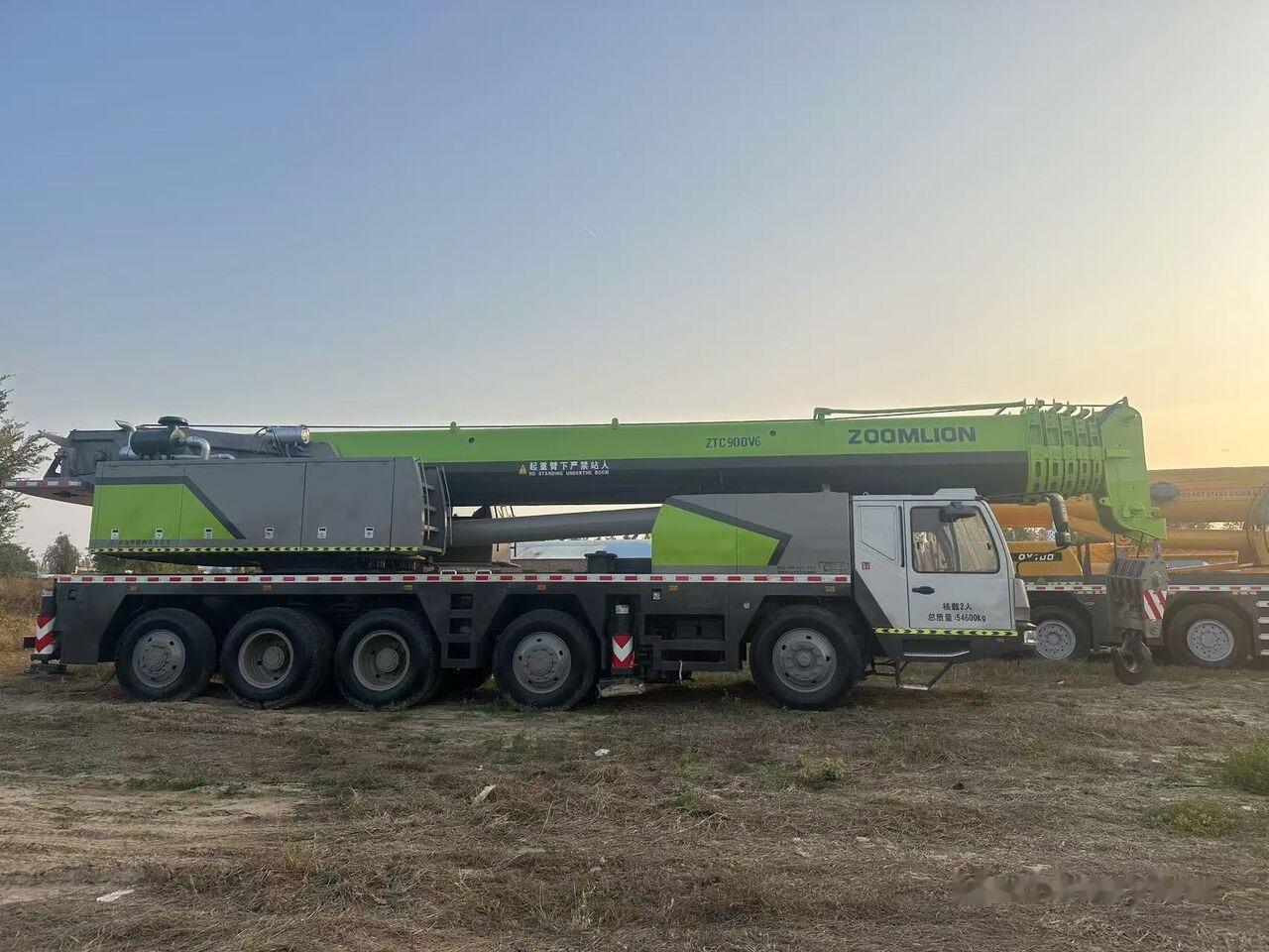Zoomlion ZTC900V6 - Mobile crane: picture 4 Zoomlion ZTC900V6 - Mobile crane: picture 4