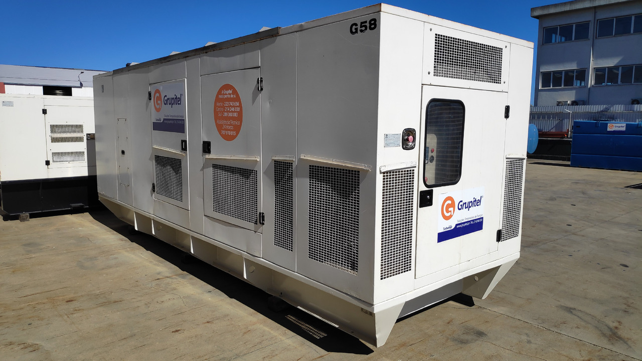 FG P600P1 600 kVA - Generator set: picture 1 FG P600P1 600 kVA - Generator set: picture 1
