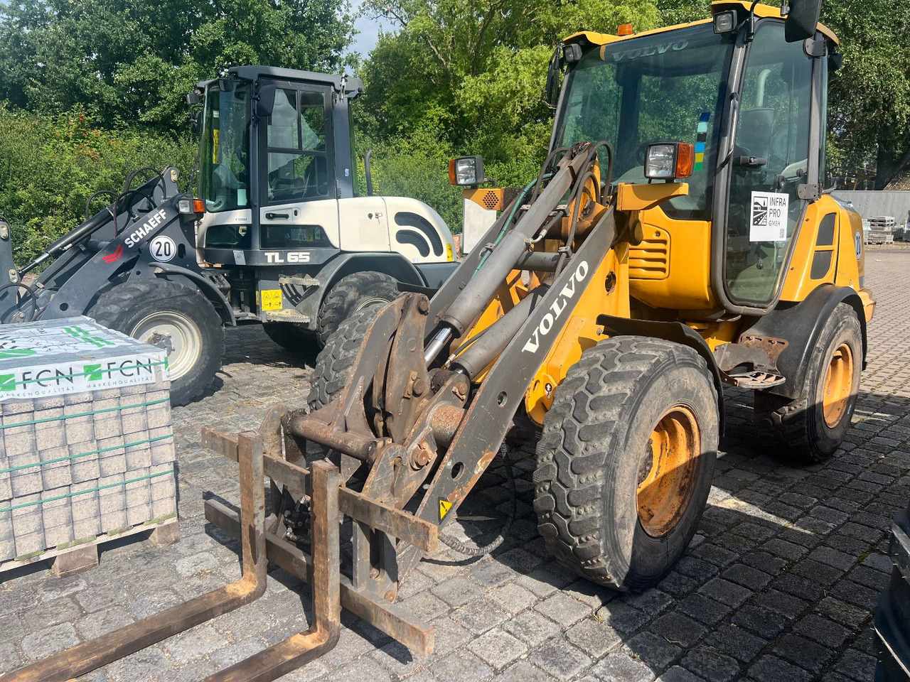 Volvo L 25 F u 28 F u. 30 F - Wheel loader: picture 2 Volvo L 25 F u 28 F u. 30 F - Wheel loader: picture 2