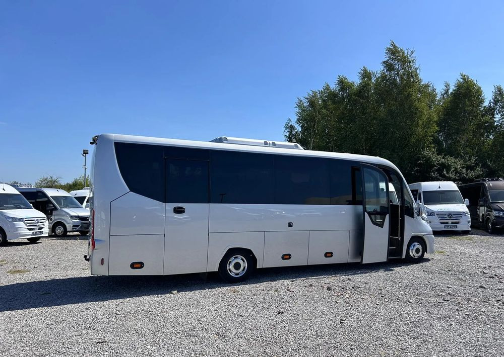 Iveco Daily - Minibus, Passenger van: picture 4 Iveco Daily - Minibus, Passenger van: picture 4