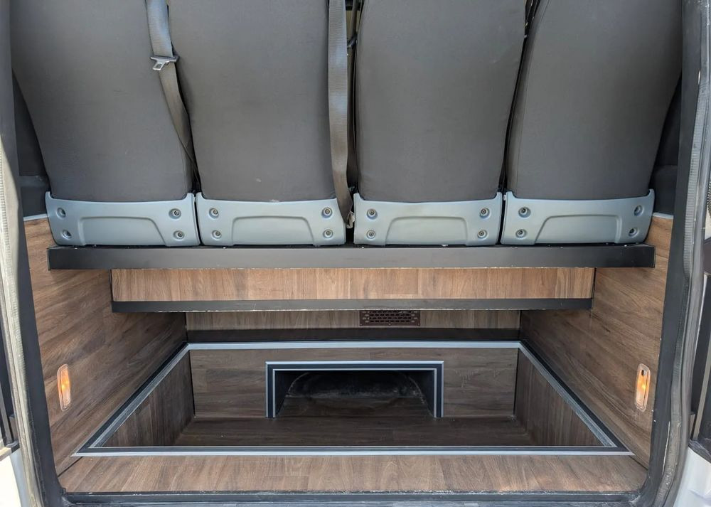 Minibus, Passenger van Mercedes-Benz Sprinter 519: picture 6