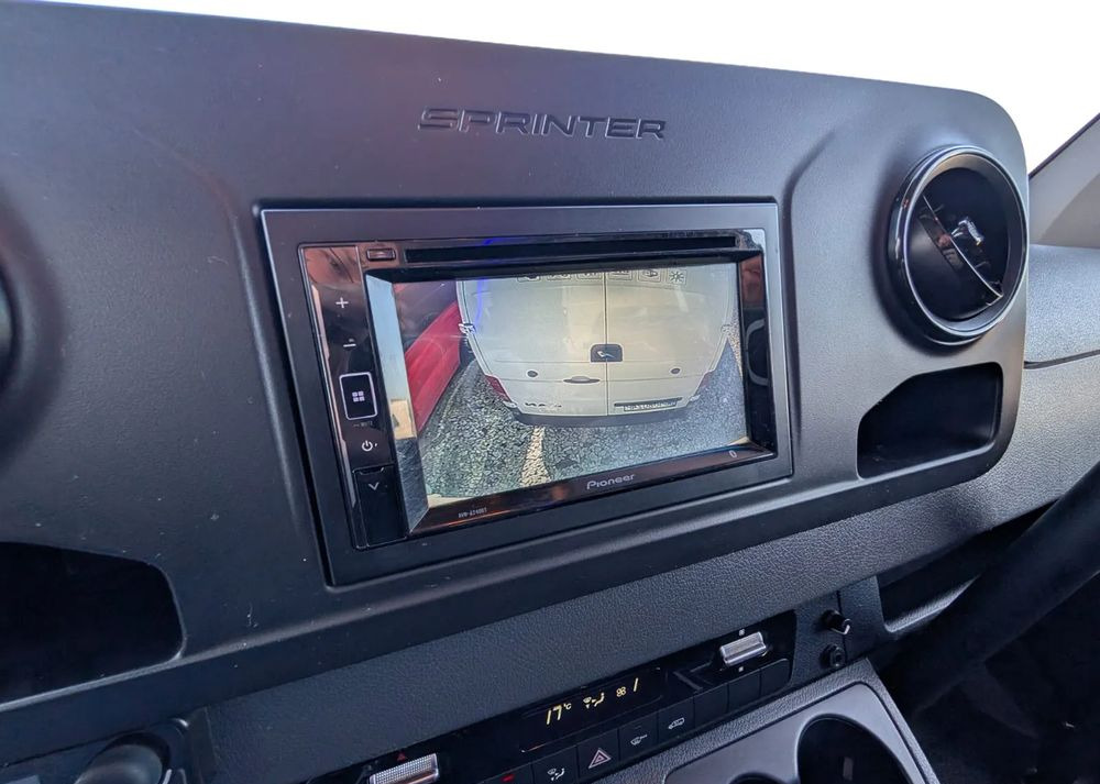 Minibus, Passenger van Mercedes-Benz Sprinter 519: picture 16