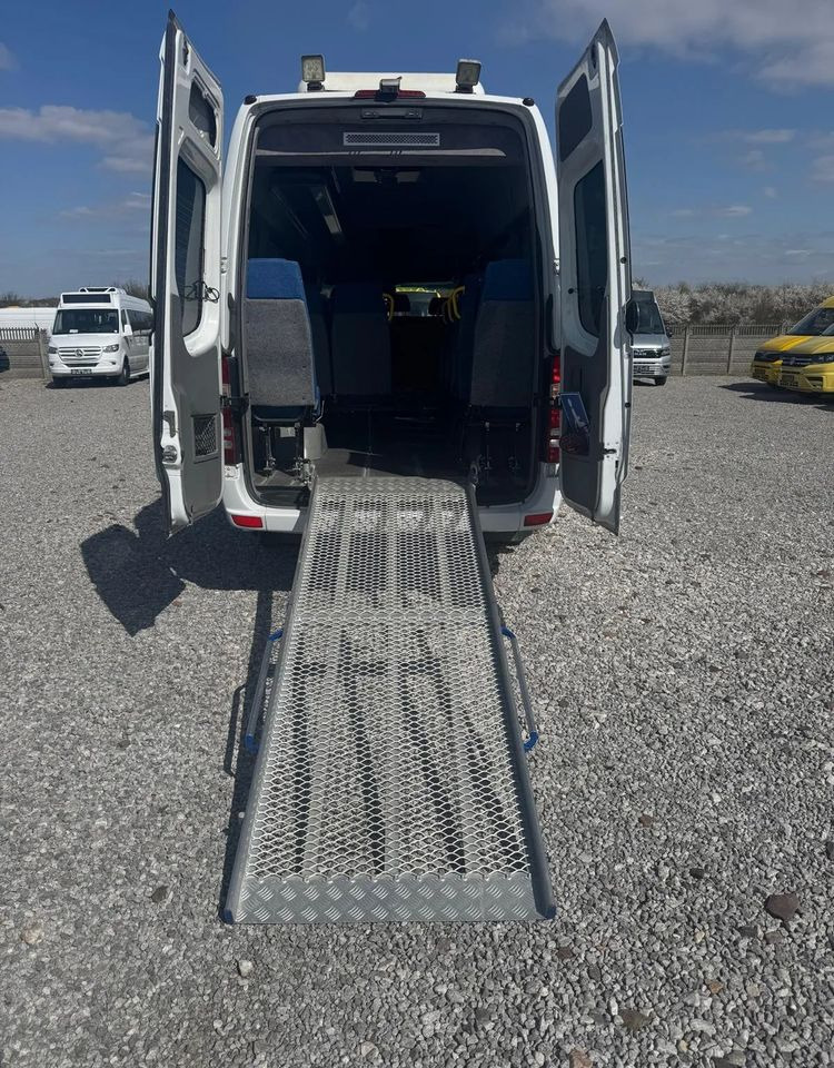 Minibus, Passenger van Mercedes-Benz Sprinter 519: picture 19