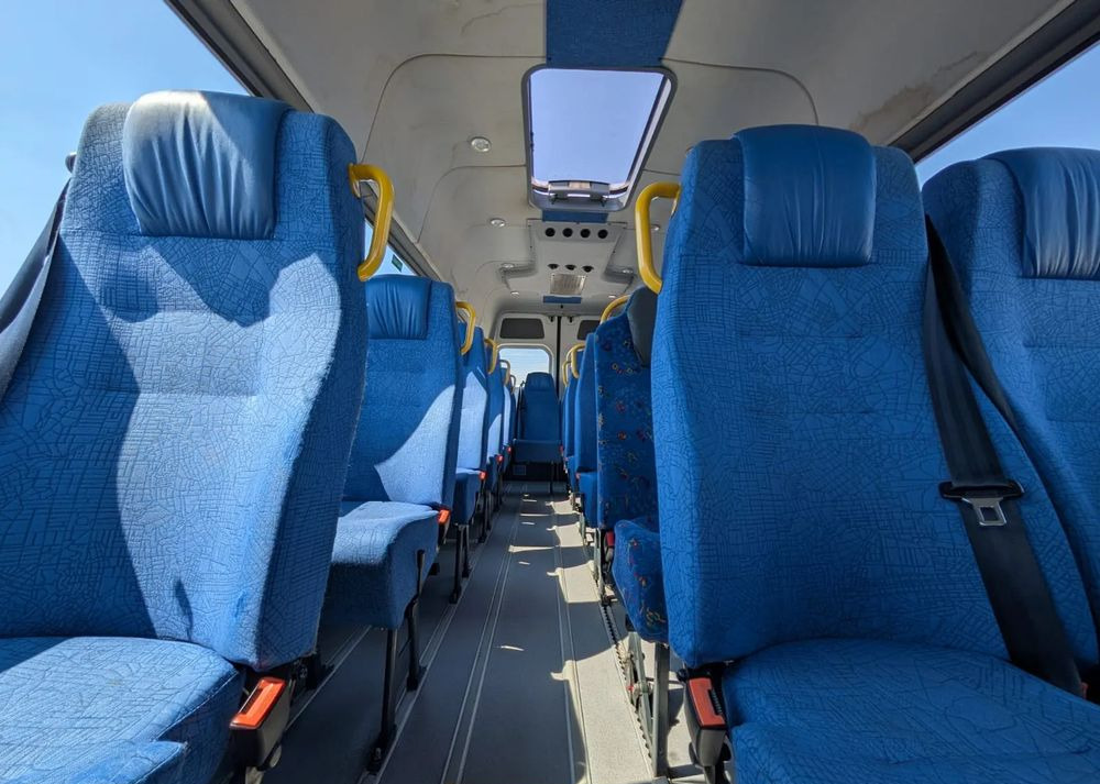 Minibus, Passenger van Volkswagen Crafter: picture 15