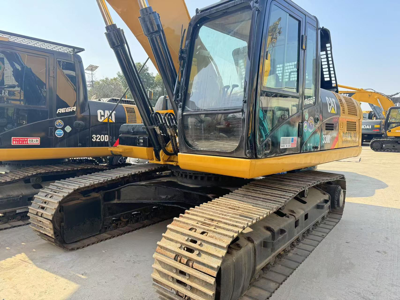 CAT 330D - Crawler excavator: picture 3 CAT 330D - Crawler excavator: picture 3