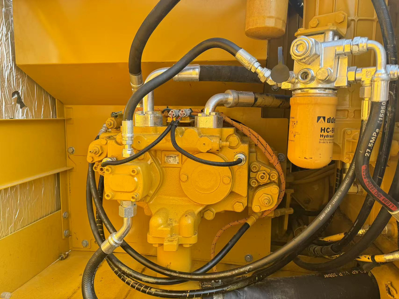 CATERPILLAR 320C - Crawler excavator: picture 4 CATERPILLAR 320C - Crawler excavator: picture 4