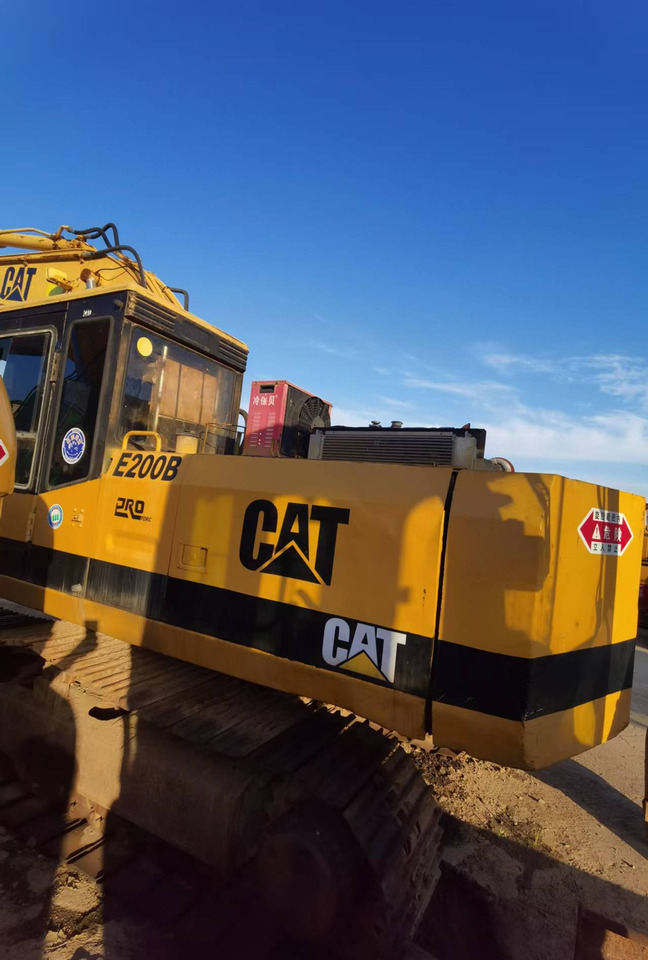 CATERPILLAR E200B - Crawler excavator: picture 3 CATERPILLAR E200B - Crawler excavator: picture 3
