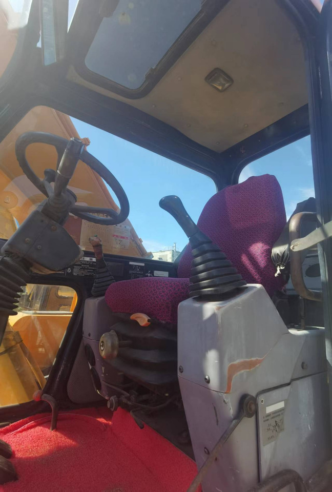 HYUNDAI ROBEX 210W-9 - Wheel excavator: picture 3 HYUNDAI ROBEX 210W-9 - Wheel excavator: picture 3