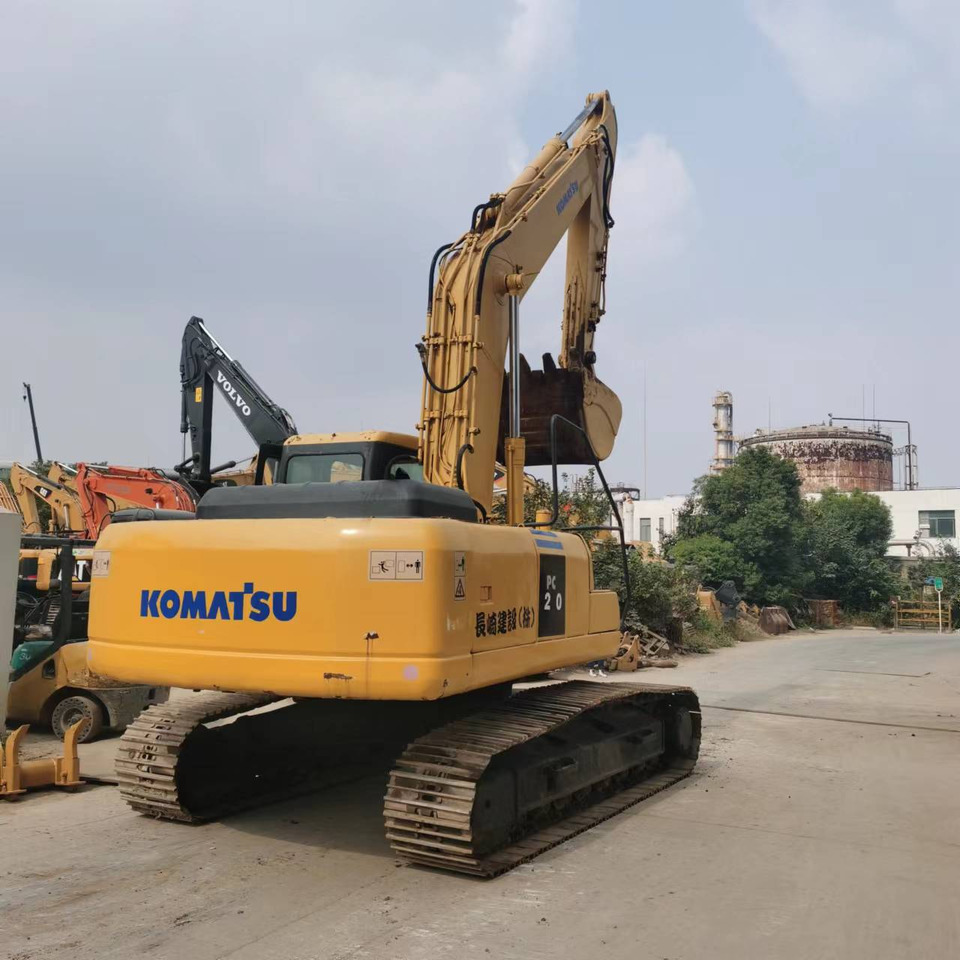 KOMATSU PC220-7 PC200-7 - Crawler excavator: picture 2 KOMATSU PC220-7 PC200-7 - Crawler excavator: picture 2
