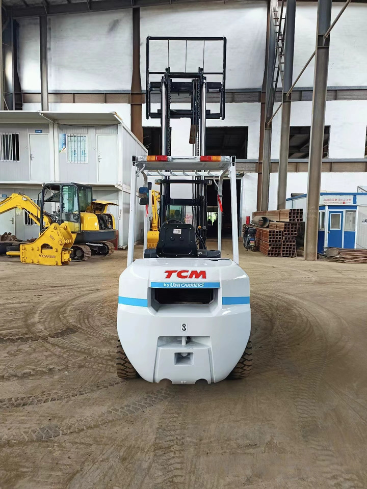 Diesel forklift TCM FD30: picture 6