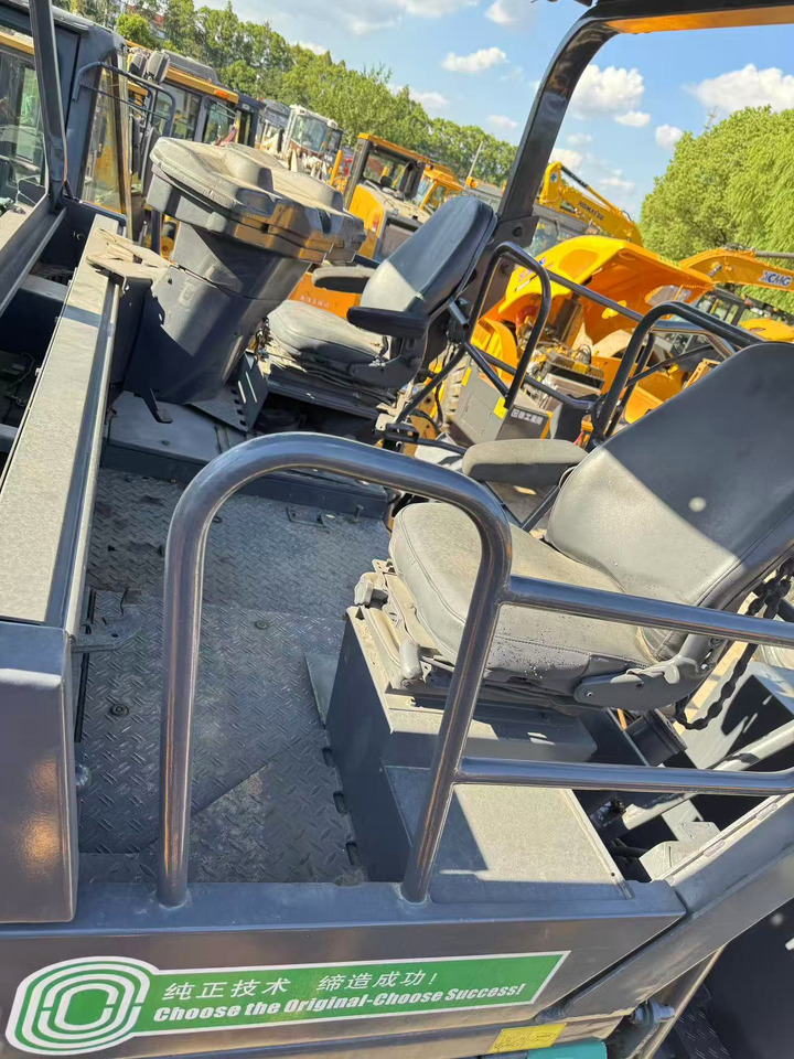 VOGELE 1800-3L - Asphalt paver: picture 3 VOGELE 1800-3L - Asphalt paver: picture 3