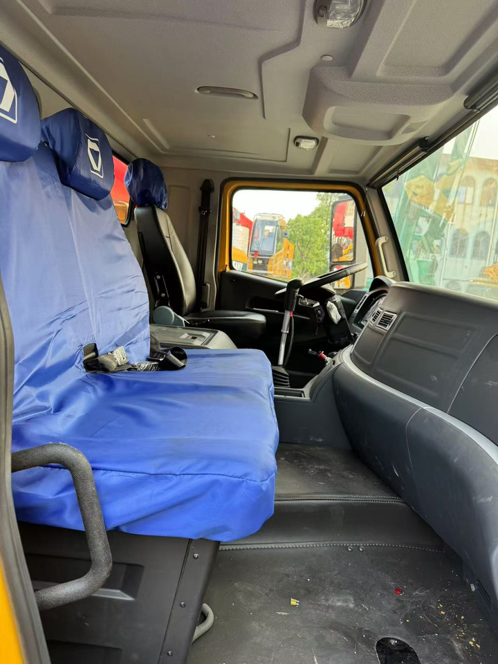 XCMG QY70K - Mobile crane: picture 4 XCMG QY70K - Mobile crane: picture 4