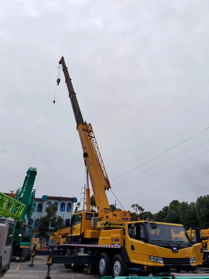 XCMG QY75KC QY75K truck crane 75tons - Mobile crane: picture 4 XCMG QY75KC QY75K truck crane 75tons - Mobile crane: picture 4