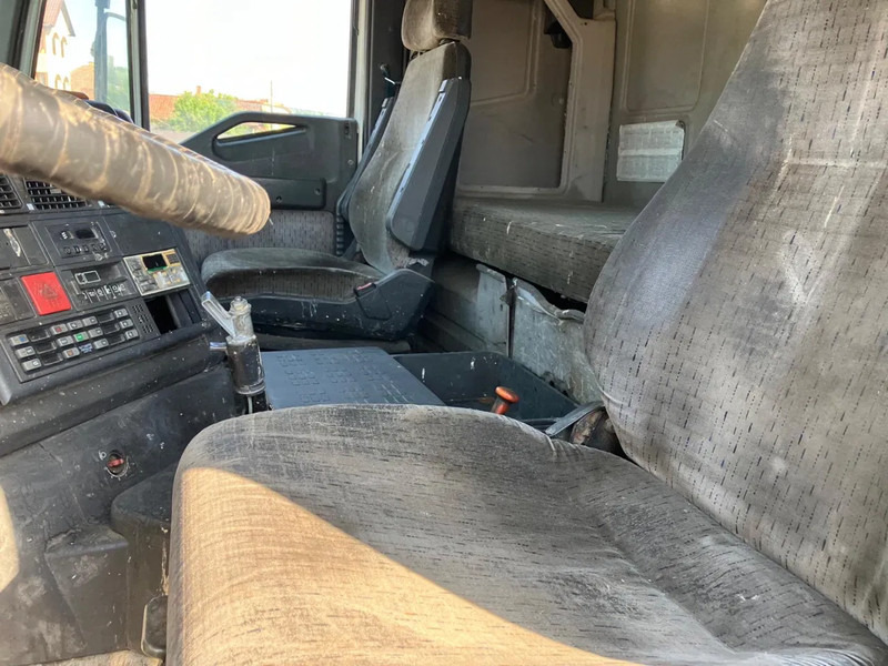 Iveco Eurostar 440.42 Tractor unit - Tractor unit: picture 4 Iveco Eurostar 440.42 Tractor unit - Tractor unit: picture 4