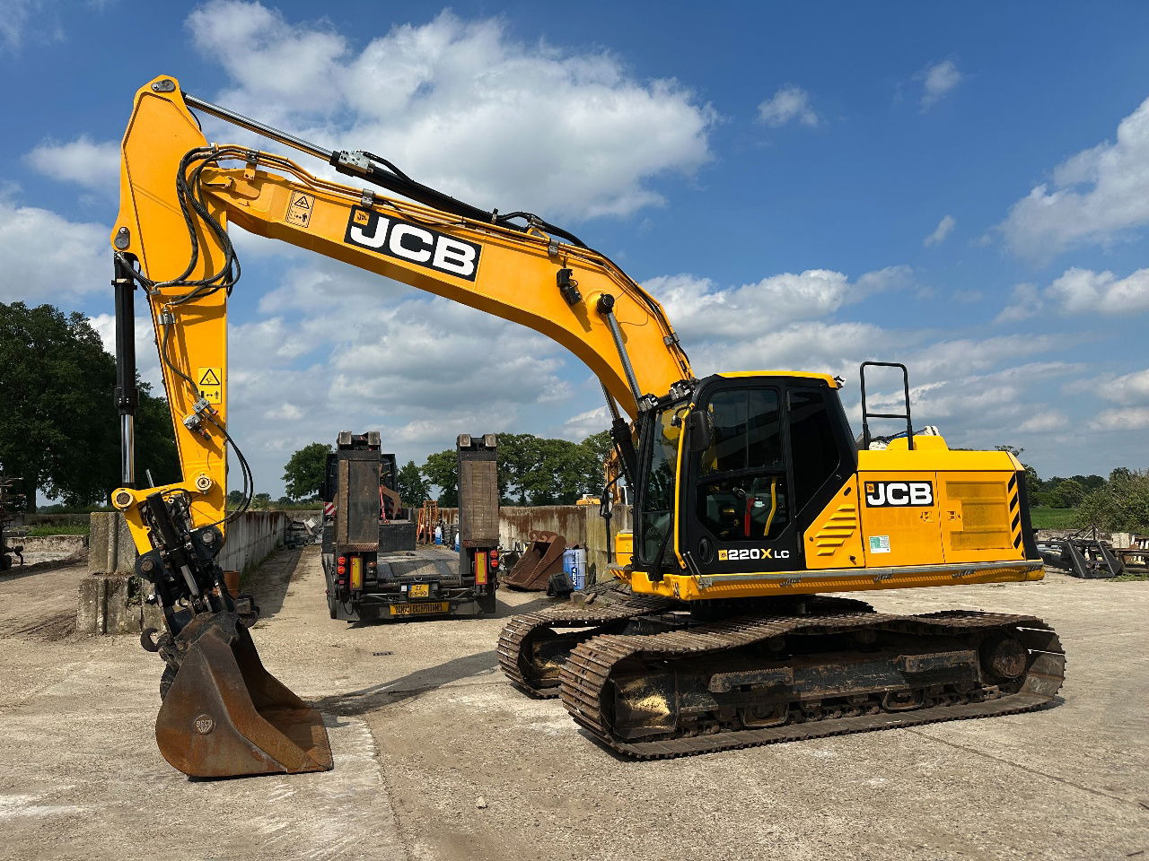 JCB 220Xlc - Crawler excavator: picture 2 JCB 220Xlc - Crawler excavator: picture 2