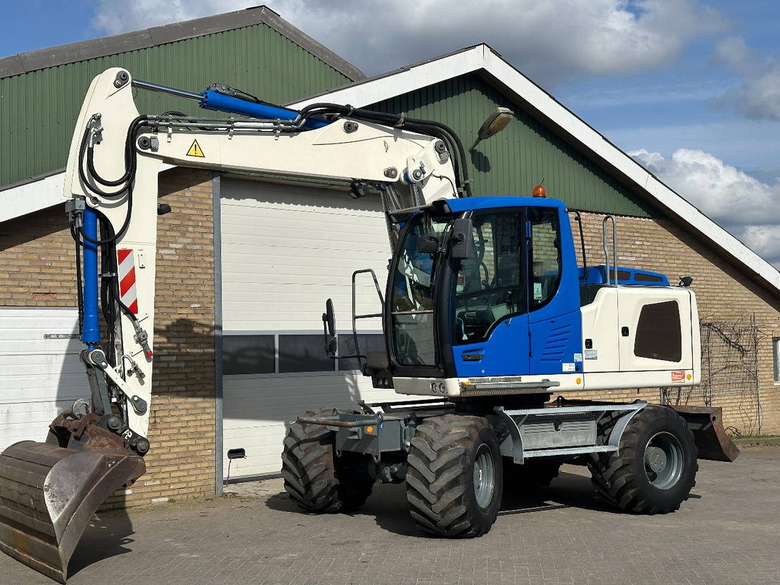 Liebherr A914 - Wheel excavator: picture 1 Liebherr A914 - Wheel excavator: picture 1